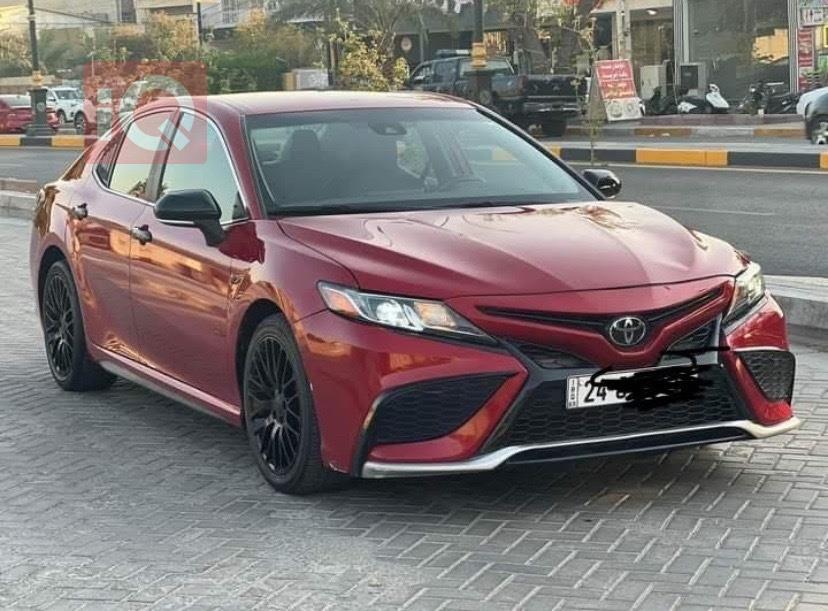 تۆیۆتا کامری